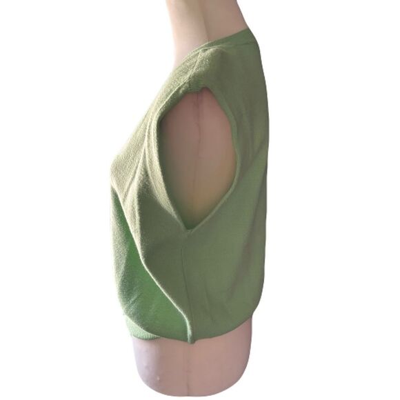 NWT Rachel by Rachel Roy  Green V-Neck Sleeveless Sweater Vest | Size M - Picture 3 of 8